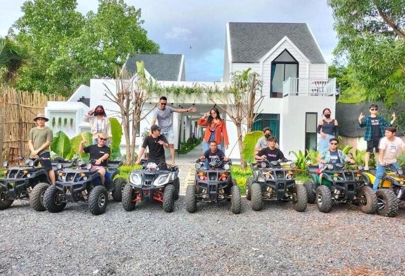 Hotel Kampot River Bungalows