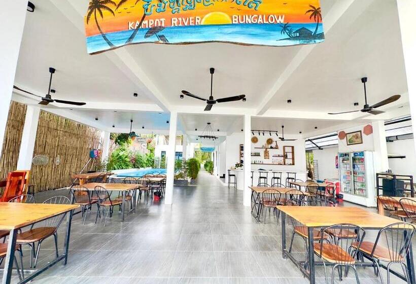 Hotel Kampot River Bungalows