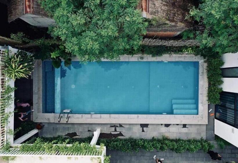 Hotel Kampot River Bungalows