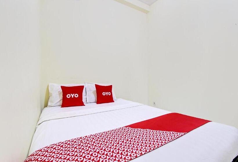 ホテル Oyo 93034 Ayri Home