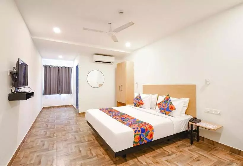 Fabhotel Perfect Stays   Nr Sivet College & National Institute Of Ocean Technology