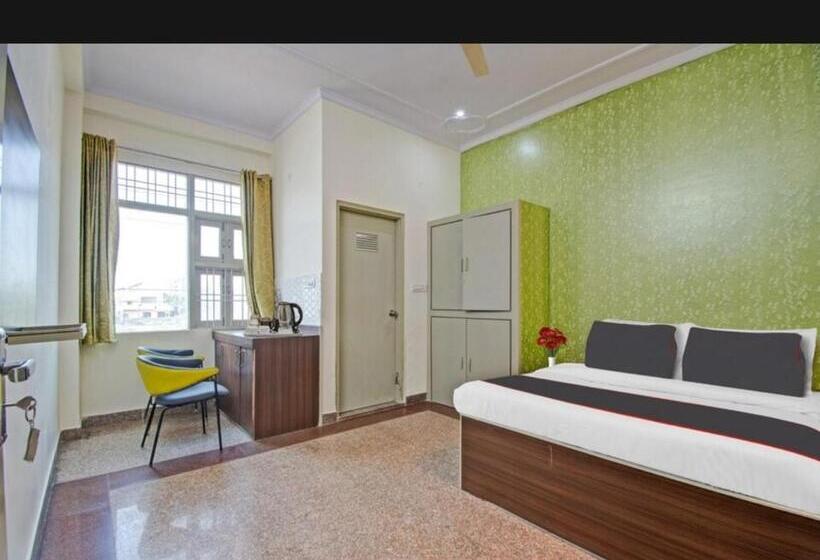 هتل Reyansh Restaurant & Cafe