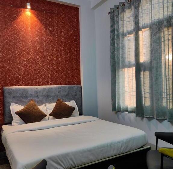 هتل Reyansh Restaurant & Cafe