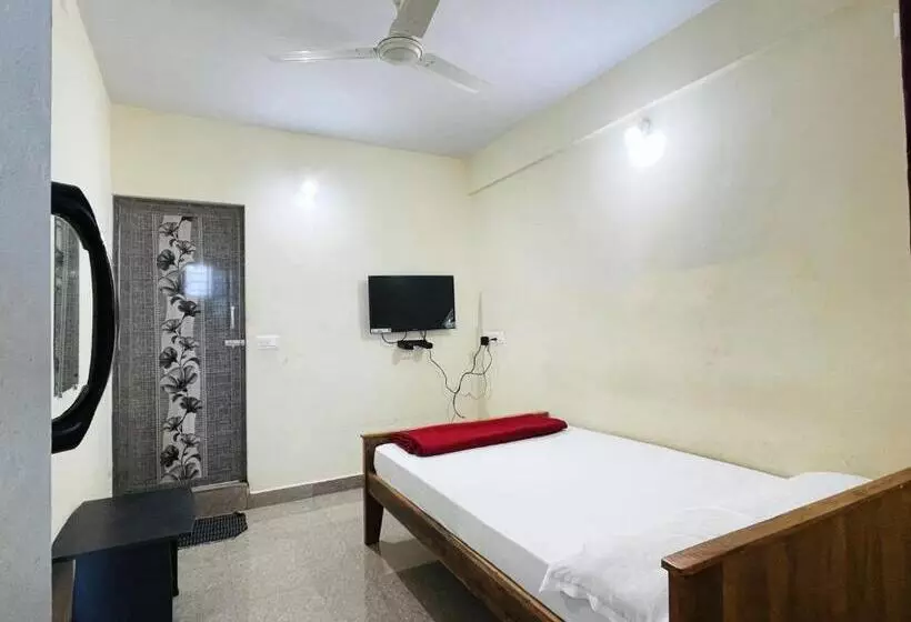 Hotel Staymaker Manasu Arcade