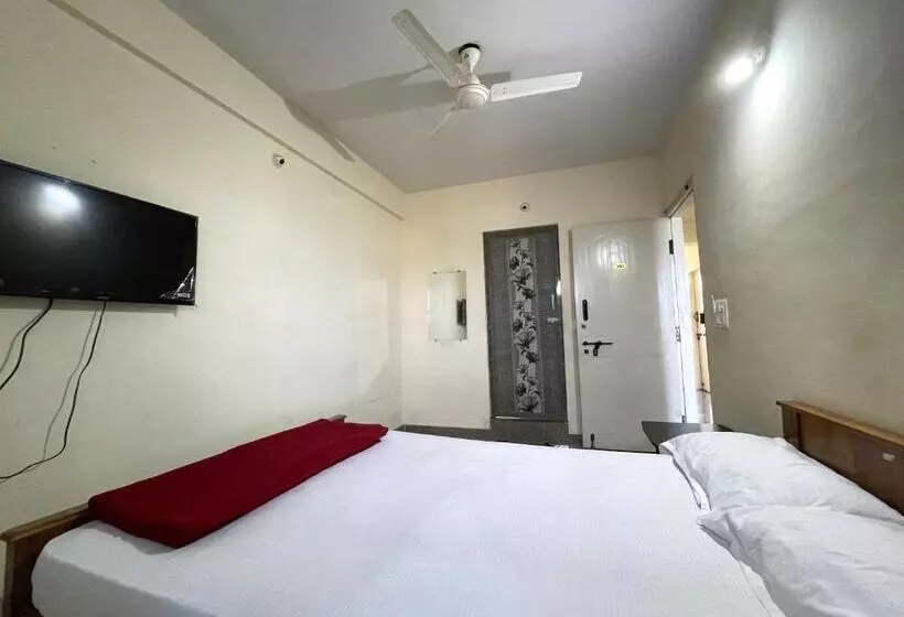 Hotel Staymaker Manasu Arcade