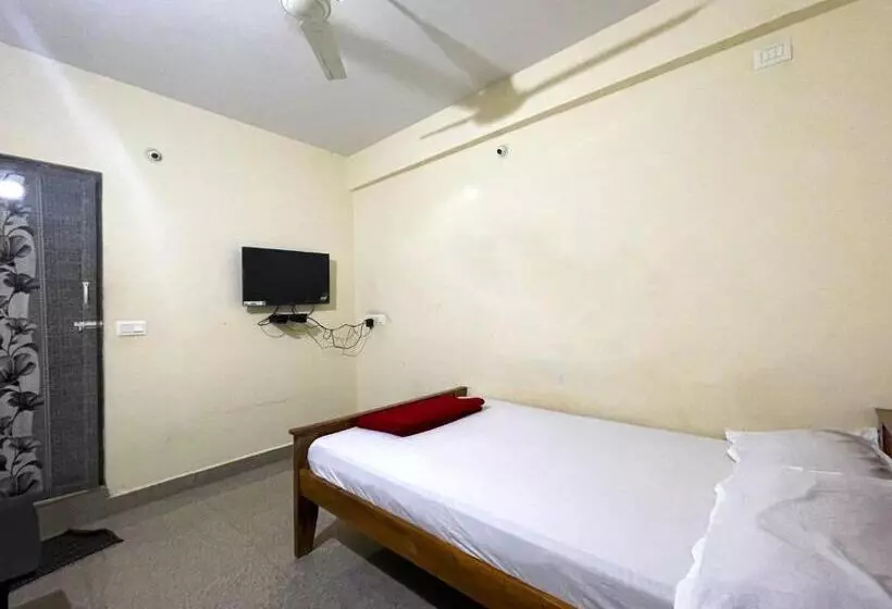 Hotel Staymaker Manasu Arcade