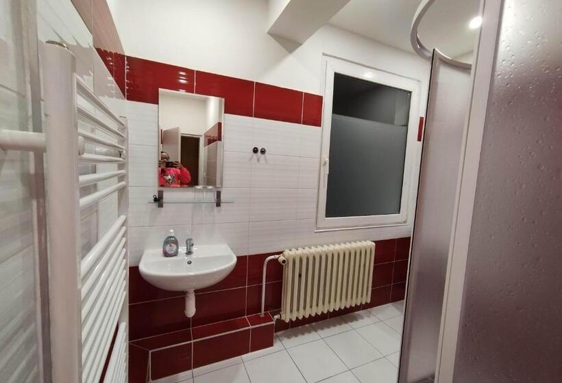 Szálloda Zimní Stadion Slaný