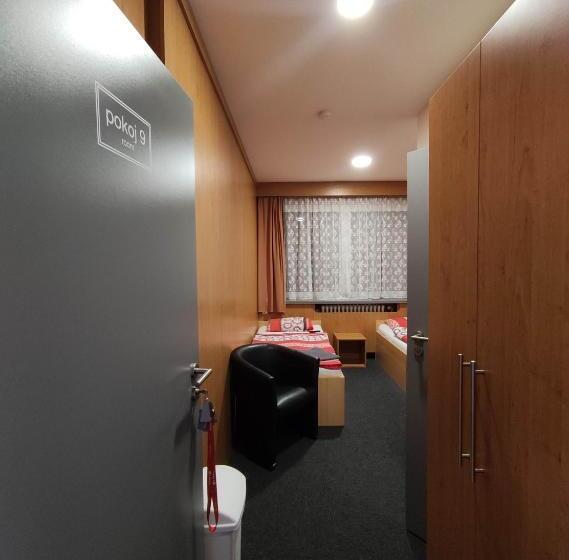 Szálloda Zimní Stadion Slaný