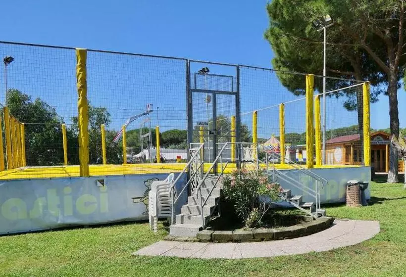 Isa Apartment 4 Beds With Private Outdoor Space In Residence With Swimming Pool In Marina Di Bibbona