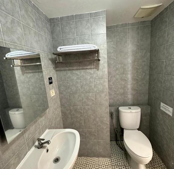 Newly Prima Orchard Hotel Bekasi