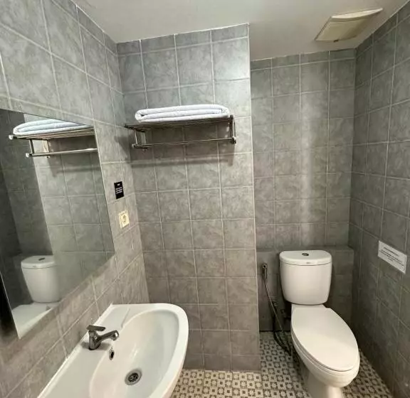 Newly Prima Orchard Hotel Bekasi