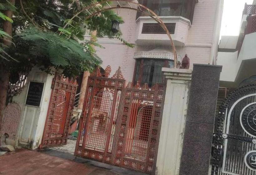 Oyo Hotel Sunshine Palace