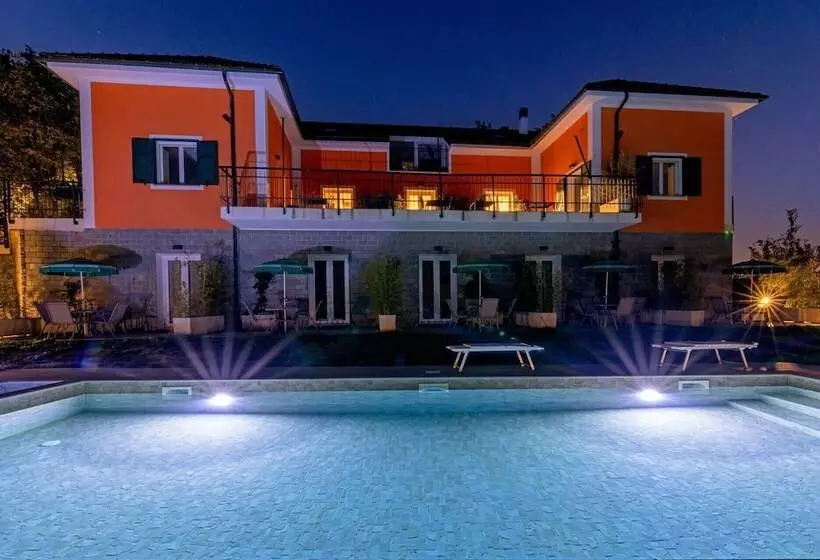 پانسیون Agriturismo Cascina Trevo