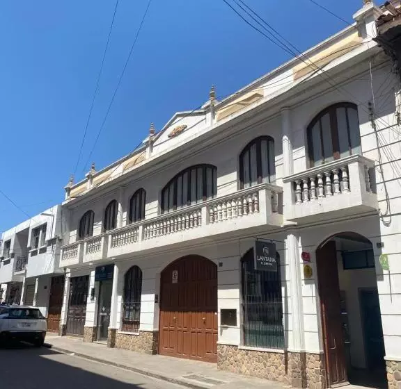 پانسیون Hospedaje Sarabia