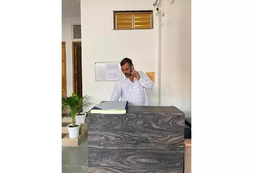 ユースホステル Srinivasan Villa