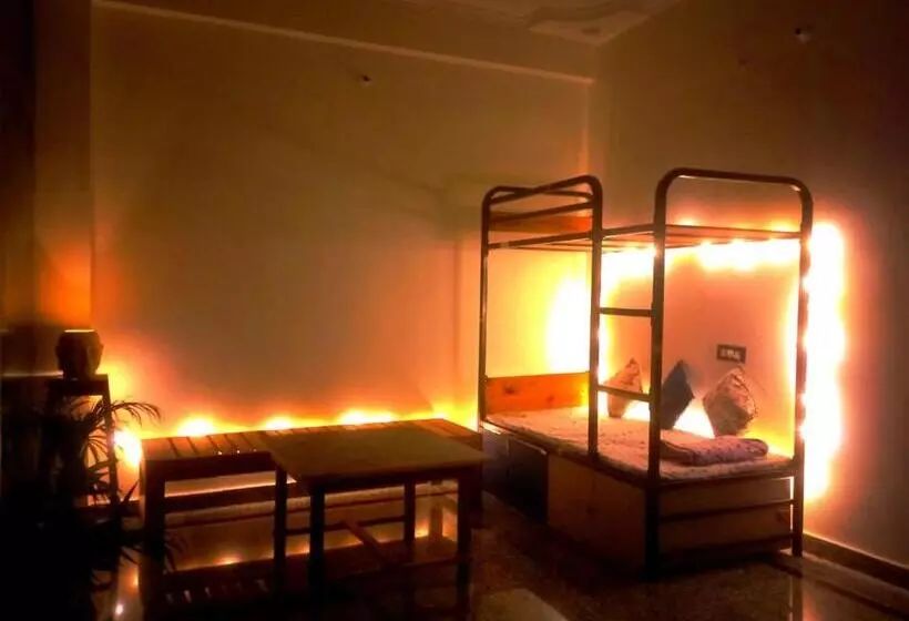 ユースホステル Srinivasan Villa