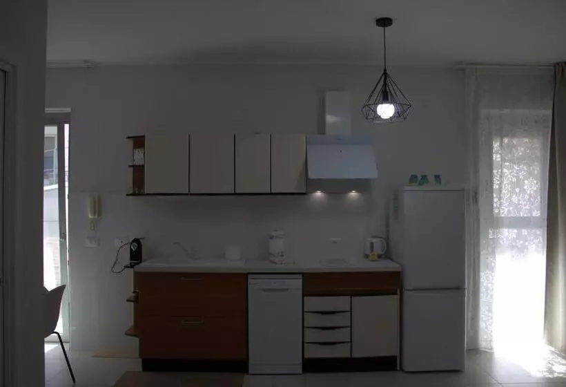 تختخواب و صبحانه Sibi Format Exclusive