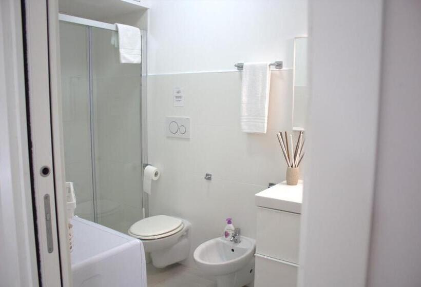 تختخواب و صبحانه Sibi Format Exclusive