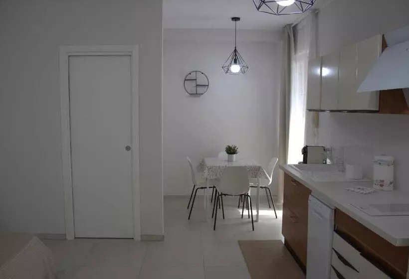 تختخواب و صبحانه Sibi Format Exclusive