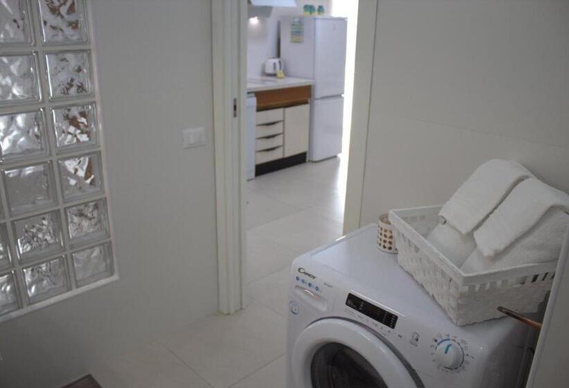 تختخواب و صبحانه Sibi Format Exclusive