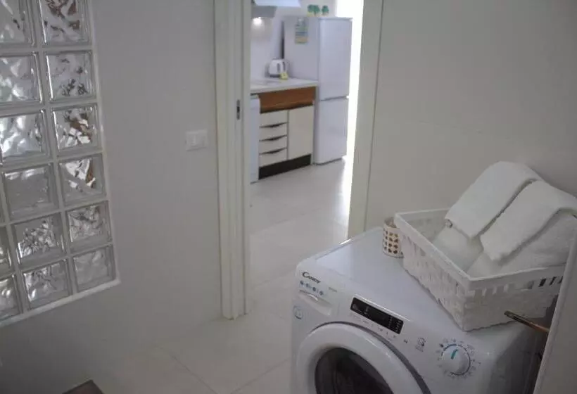 تختخواب و صبحانه Sibi Format Exclusive