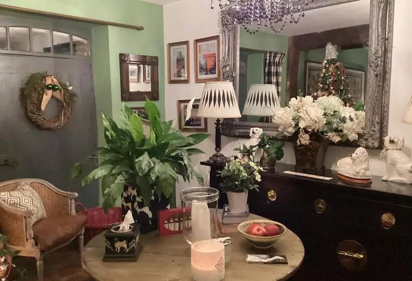 Aamiaismajoitus (B&B) Le Presbytere