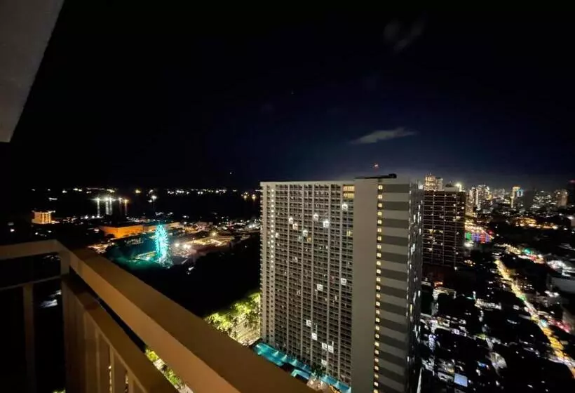 Cozy Penthouse 2br Suite W Balcony Amazing Manila Bay View And City Skyline Near Moa