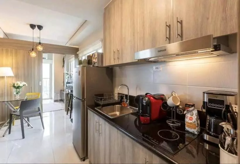 Cozy Penthouse 2br Suite W Balcony Amazing Manila Bay View And City Skyline Near Moa