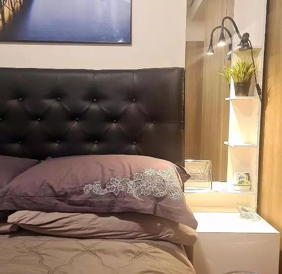 Cozy Penthouse 2br Suite W Balcony Amazing Manila Bay View And City Skyline Near Moa