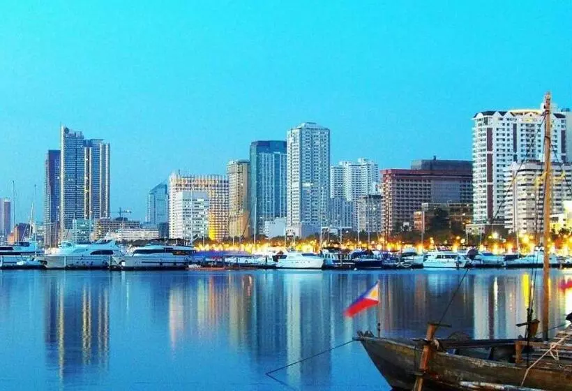 Cozy Penthouse 2br Suite W Balcony Amazing Manila Bay View And City Skyline Near Moa