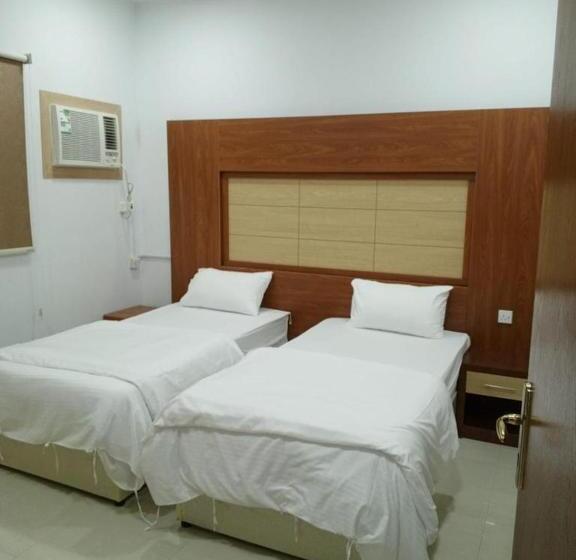 Отель Abahi Buqayq Palace