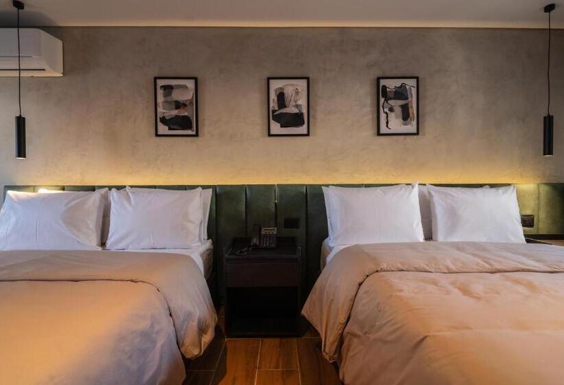 ホテル Alcalà Expo