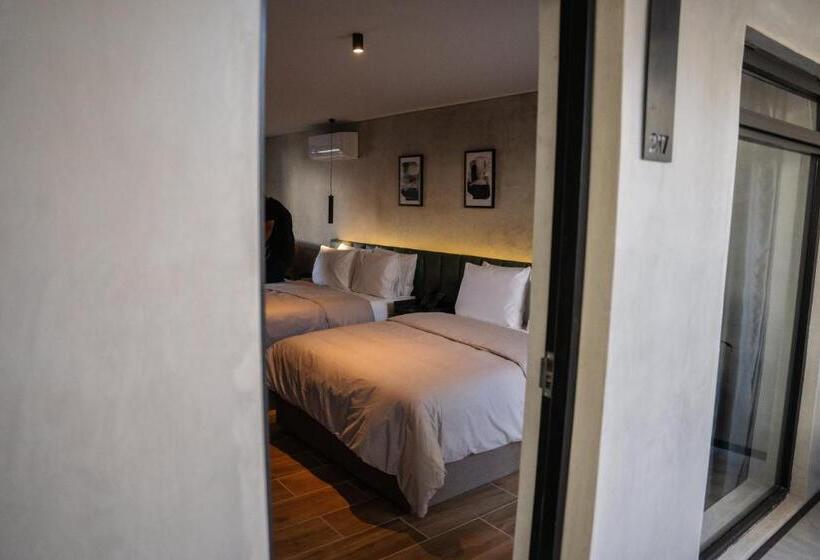 ホテル Alcalà Expo