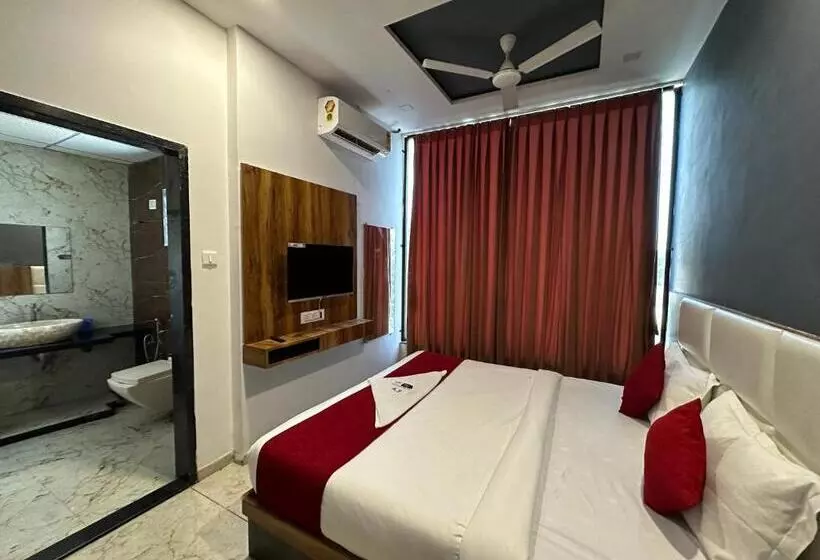 Fabhotel Prime Dumas