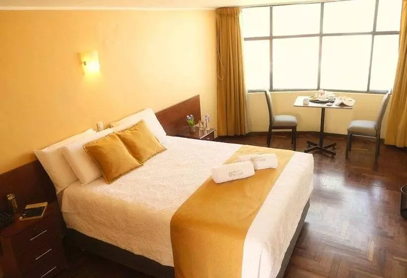 ホテル Florentino