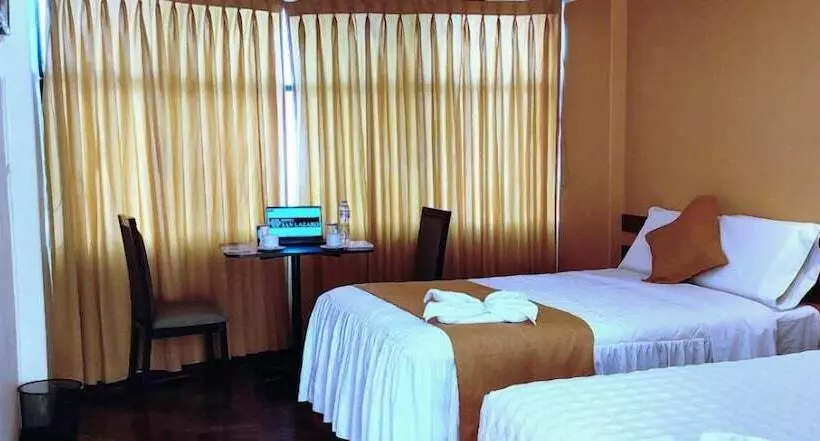 ホテル Florentino