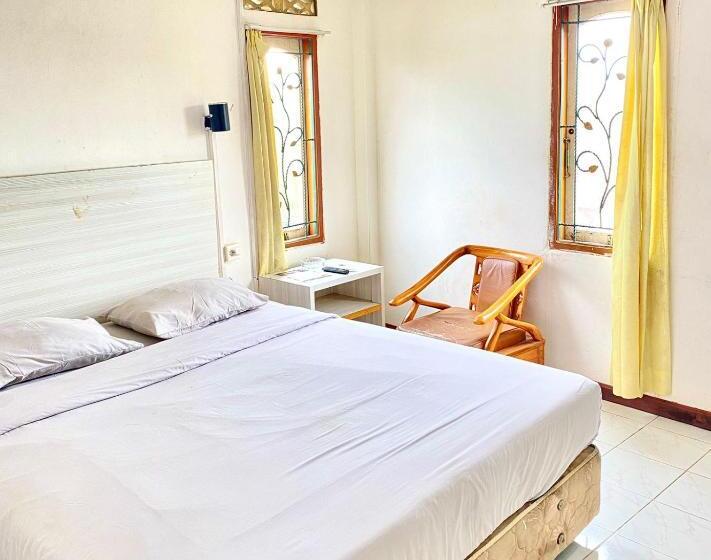 בית מלון כפרי Hemra