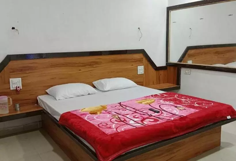 ホテル Samarth Cottage By Holiday Villass Mahabaleshwar
