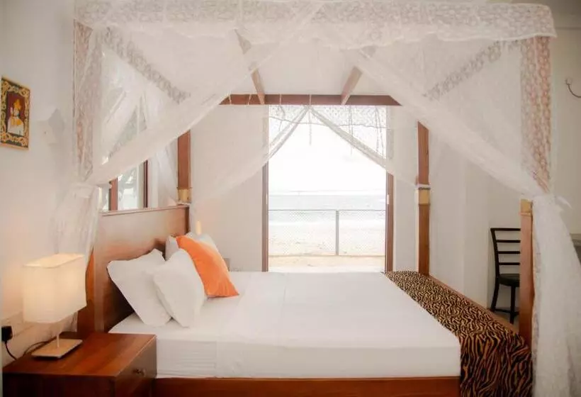 ホテル Sea Crest Beach Villa