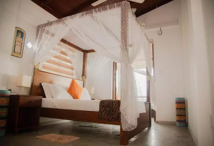 ホテル Sea Crest Beach Villa