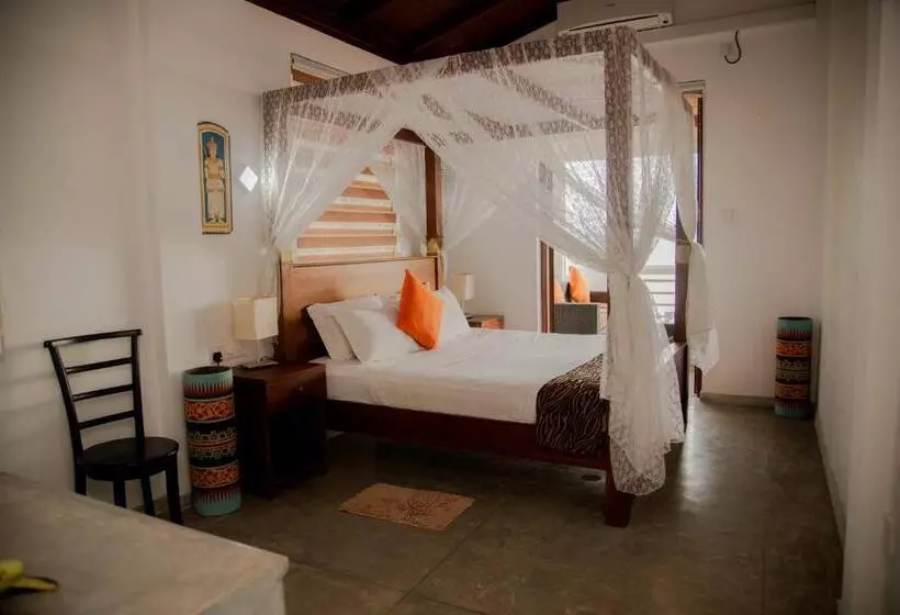 ホテル Sea Crest Beach Villa