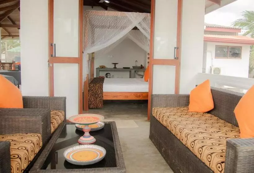 ホテル Sea Crest Beach Villa