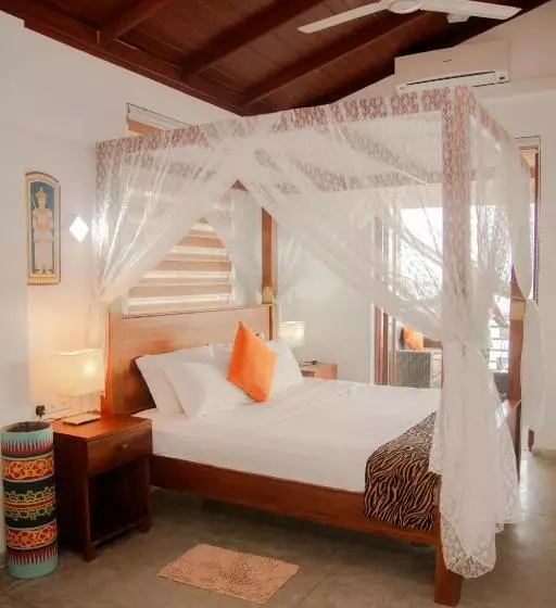 ホテル Sea Crest Beach Villa