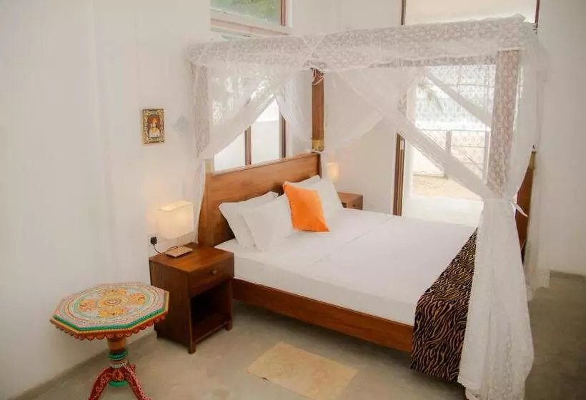 ホテル Sea Crest Beach Villa