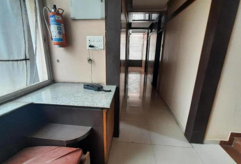 Hotell Vishwa Near To Railway Station Kolhapur