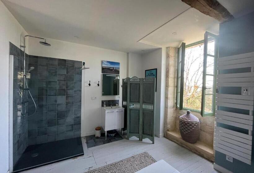 פנסיון 1 Rue Pasquet Pool Suite With Kitchen
