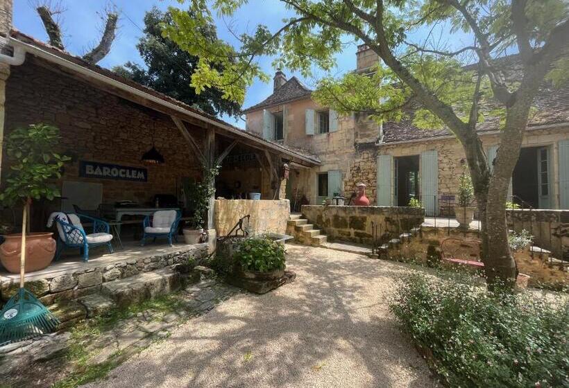 פנסיון 1 Rue Pasquet Pool Suite With Kitchen