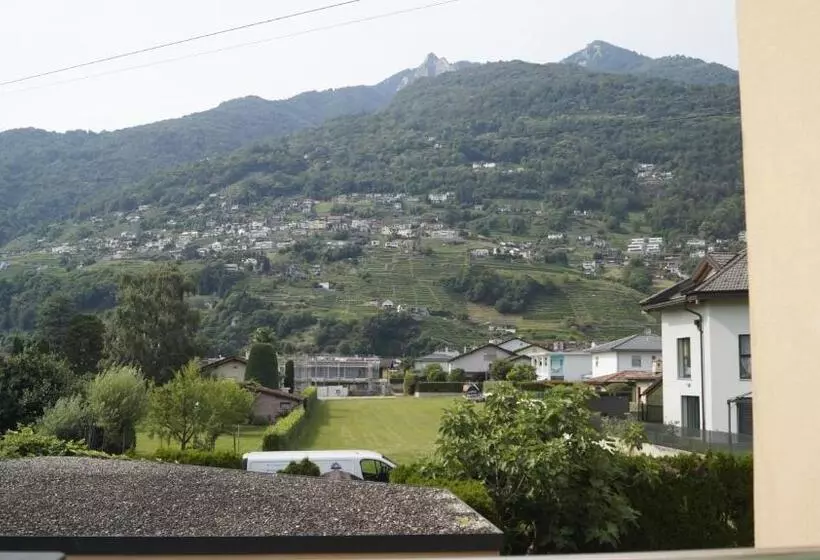 ペンション Casa Diana Locarno Cugnasco