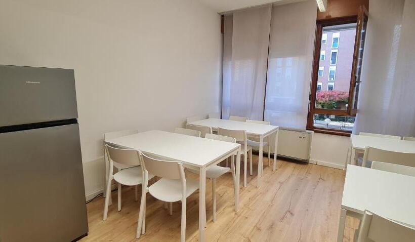 پانسیون Infinity Collection