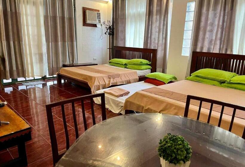 Pensjonat Marikina 32 Sqm Studio For Transients W Wifi 40 Inch Tv Parking